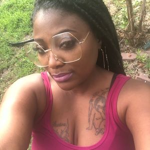 Meet your Posher, Shuntina